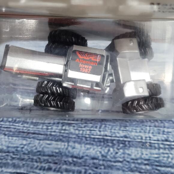 Vtg Scale Models WFE white farm equipment 1/64 diecast 4-270 8 wheel articulates - Picture 6 of 9